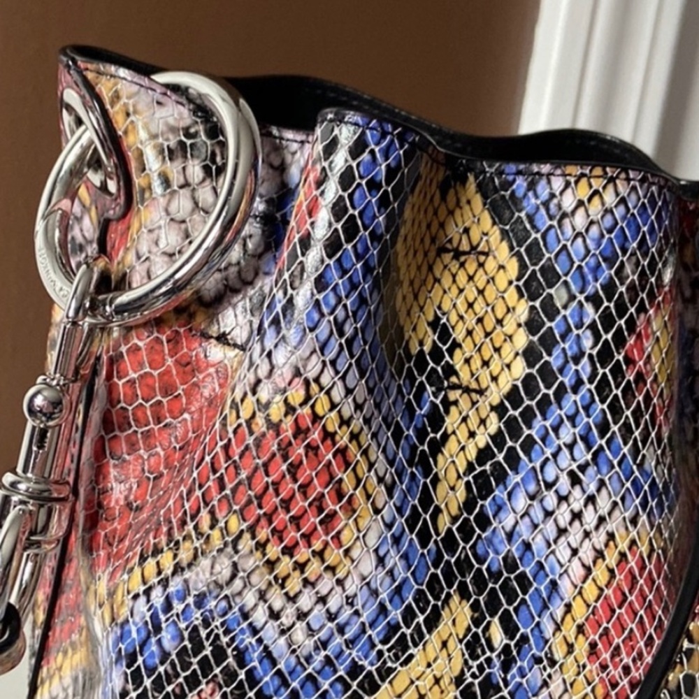 Rebecca Minkoff Multicolor Snake-Print Crossbody Bucket Bag - Picture 5 of 12